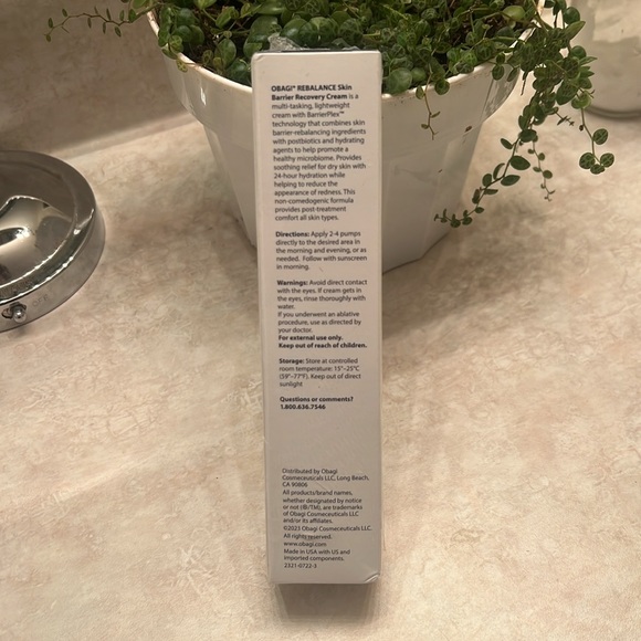 Obagi - Picture 3 of 4